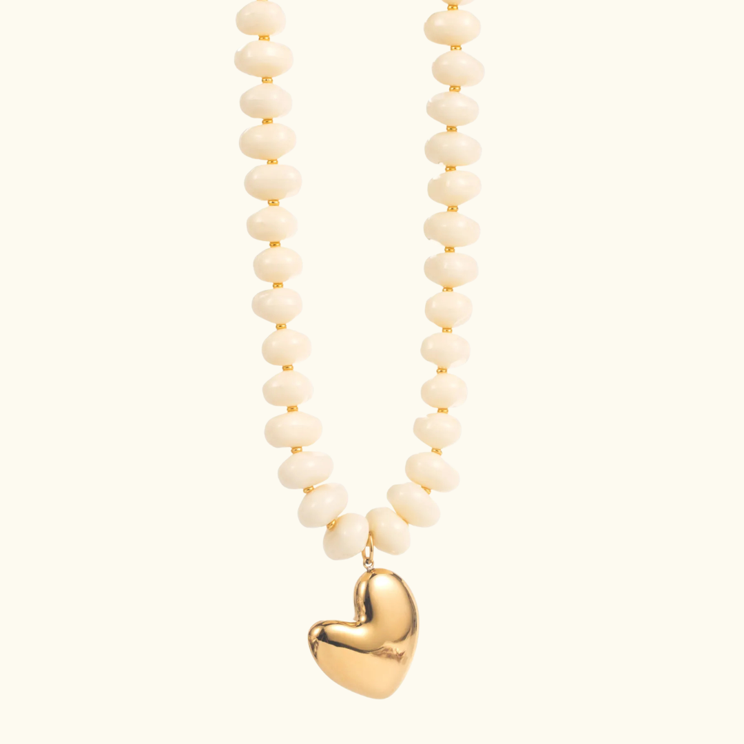 Collier Horace
